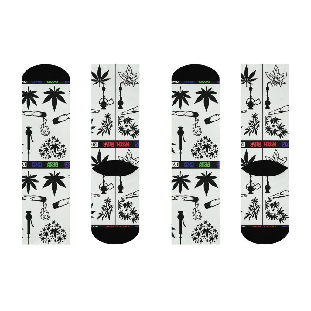 Chill Vibez Crew socks