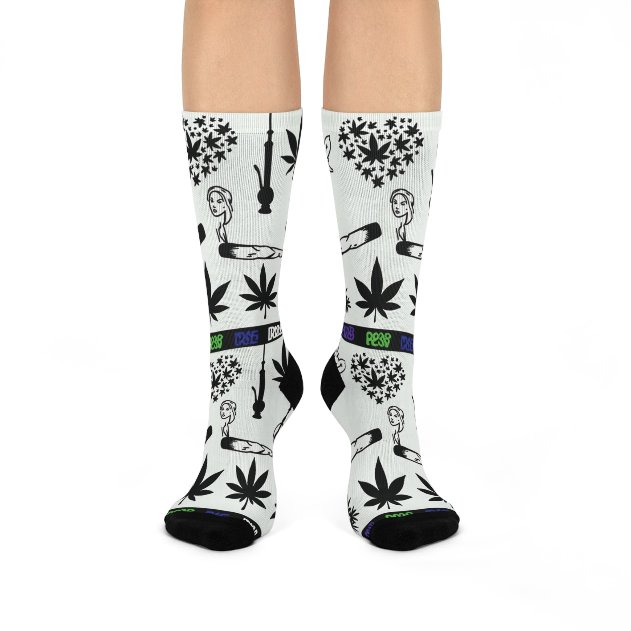 Chill Vibez Crew socks